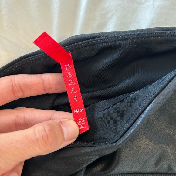 Spanx worn only a few times - Picture 5 of 5